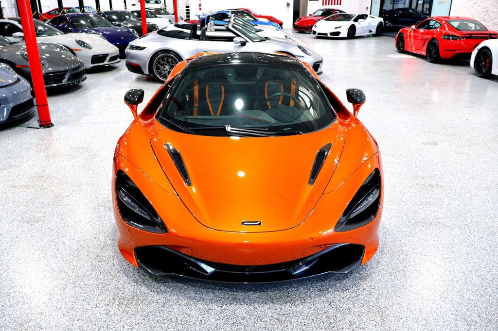 Used 2018 McLaren 720S Performance photo 22