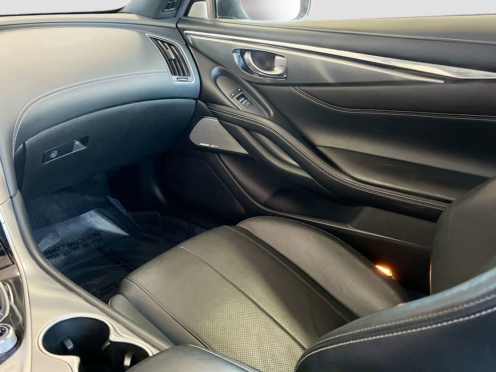 2019 INFINITI Q60 3.0t Luxe