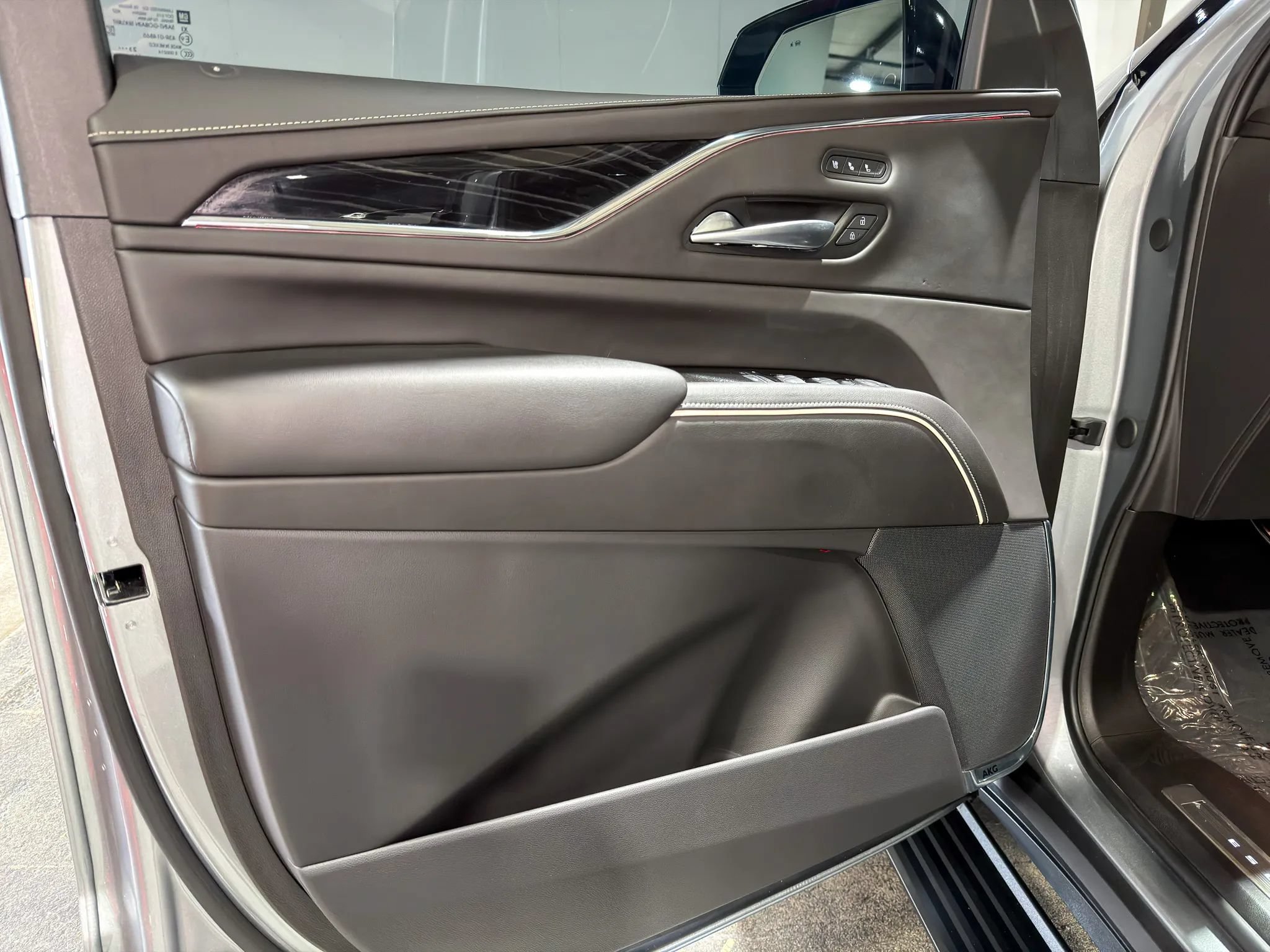2024 Cadillac Escalade-V V-Series - Photo 21