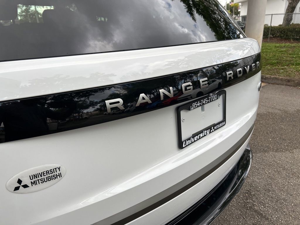 2023 Land Rover Range Rover SE