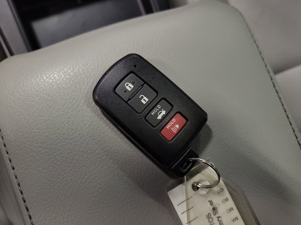 2017 Toyota Camry XLE