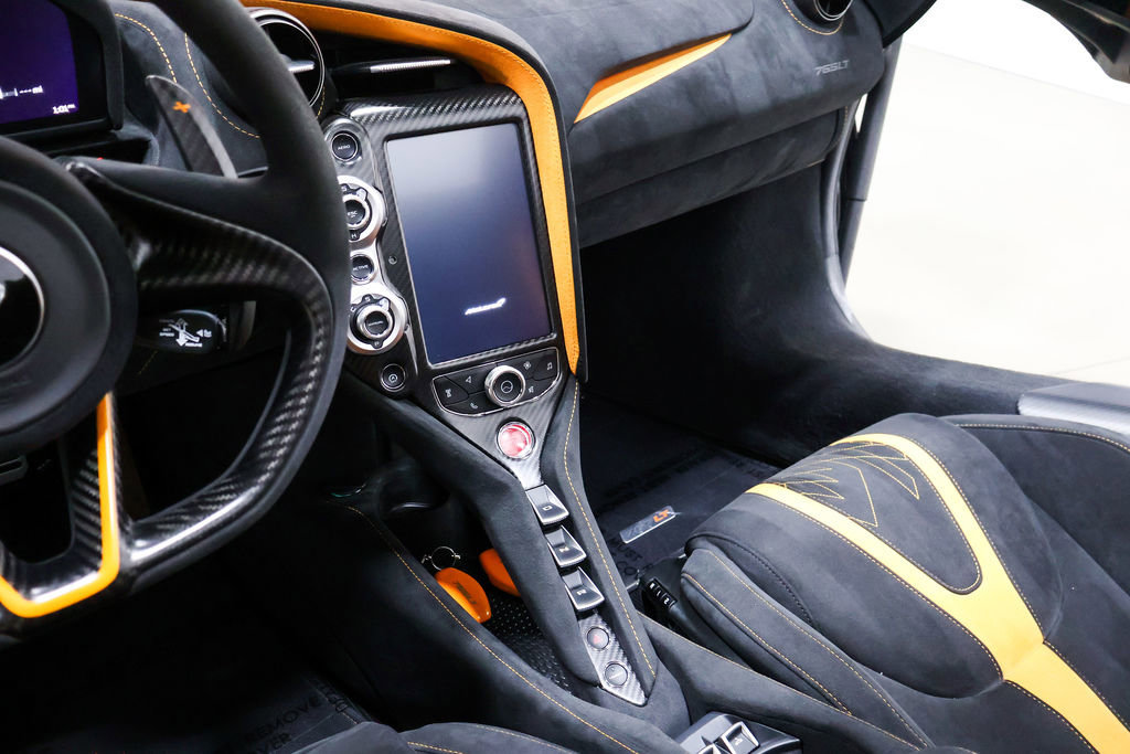 Used 2022 McLaren 765LT photo 42
