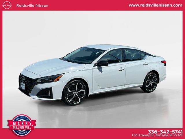 Used 2023 Nissan Altima 2.5 SR