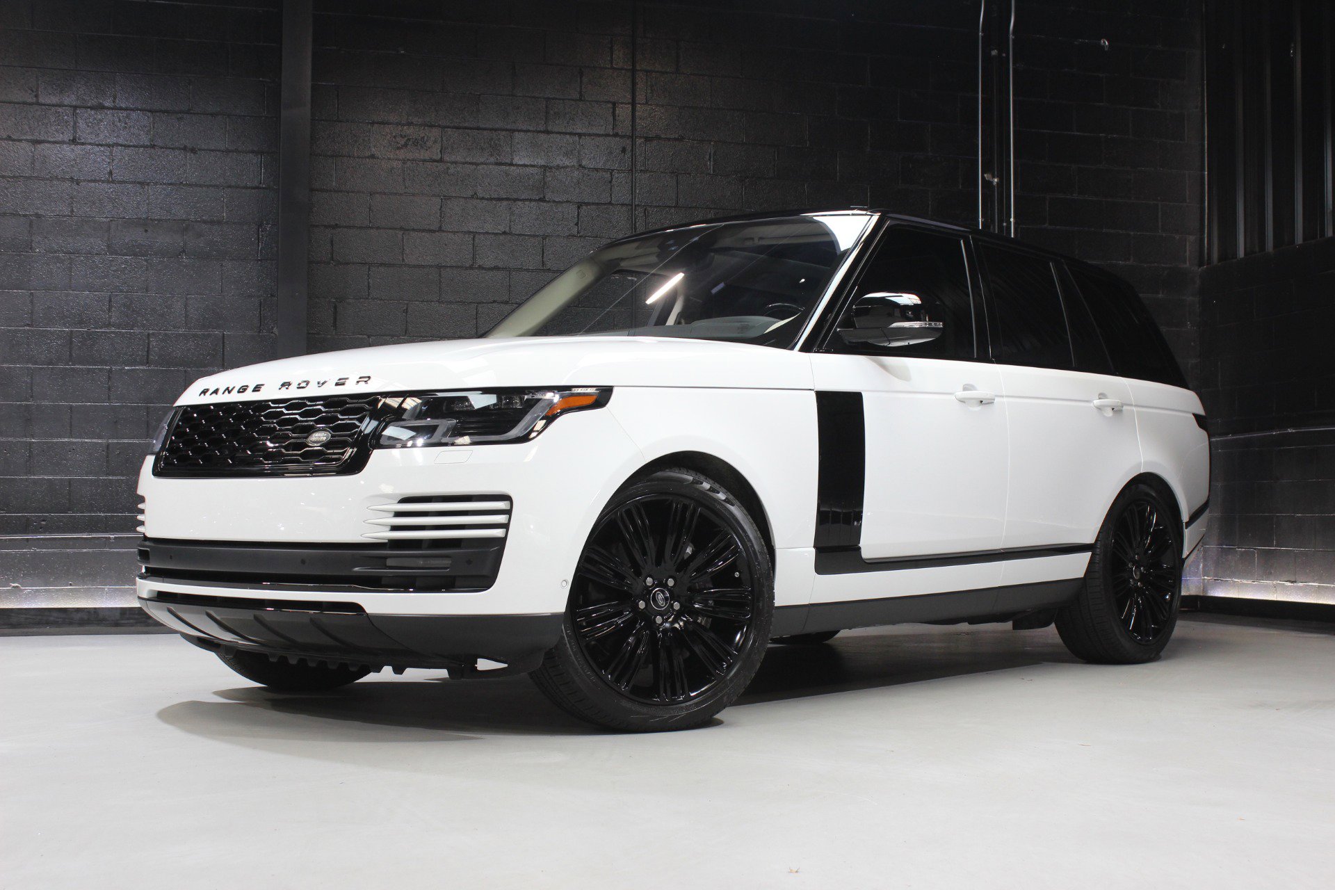 2021 Land Rover Range Rover Westminster Edition