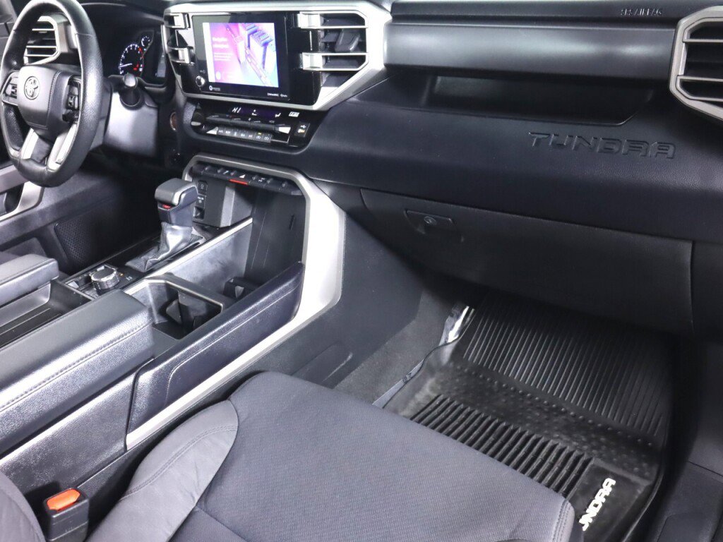 2022 Toyota Tundra SR5