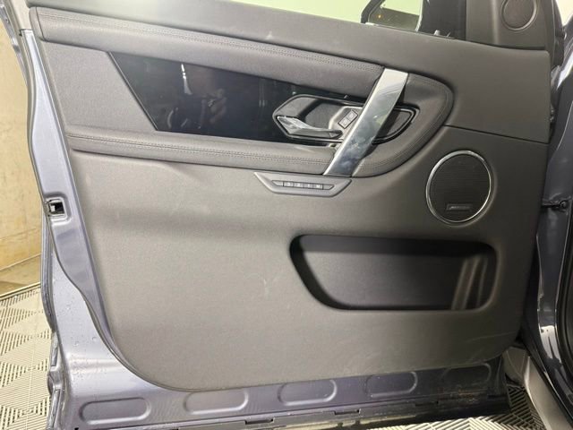 2025 Land Rover Discovery Sport S