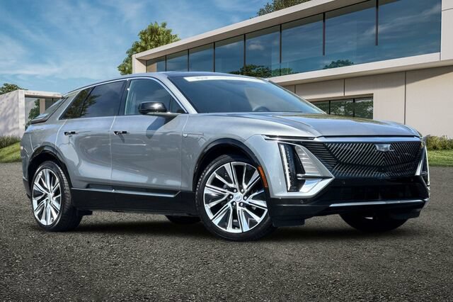Certified 2025 Cadillac Lyriq Luxury w/ LPO, Floor Liner Package