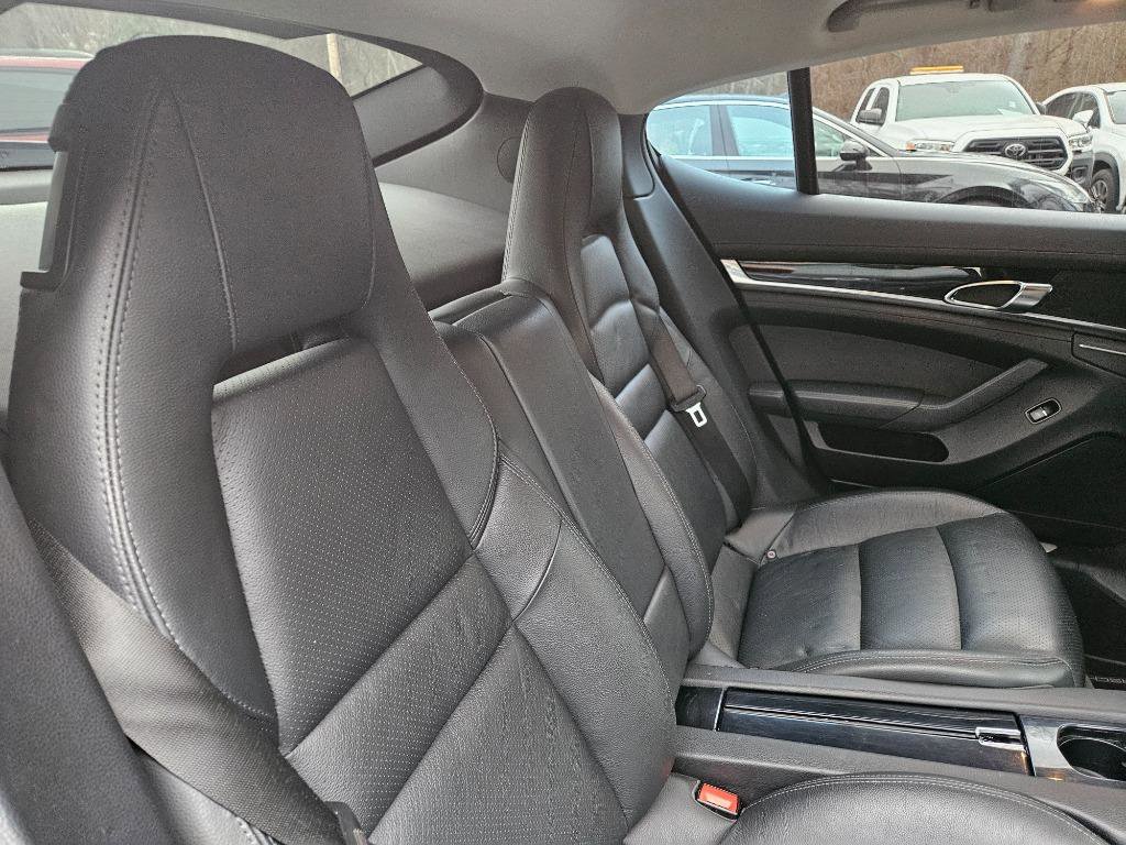 2012 Porsche Panamera 4