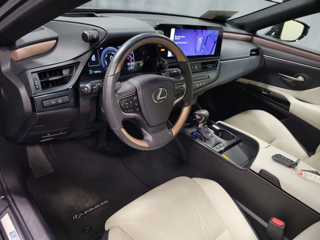 2024 Lexus ES 300h