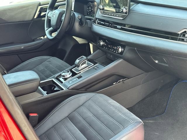 2023 Mitsubishi Outlander 4WD Plug-In Hybrid