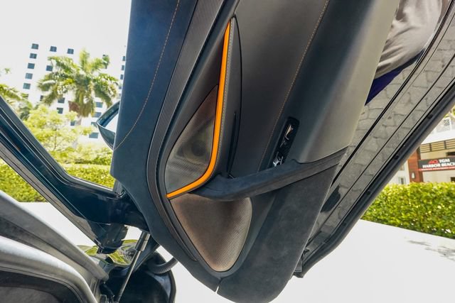 Used 2018 McLaren 720S Performance photo 86