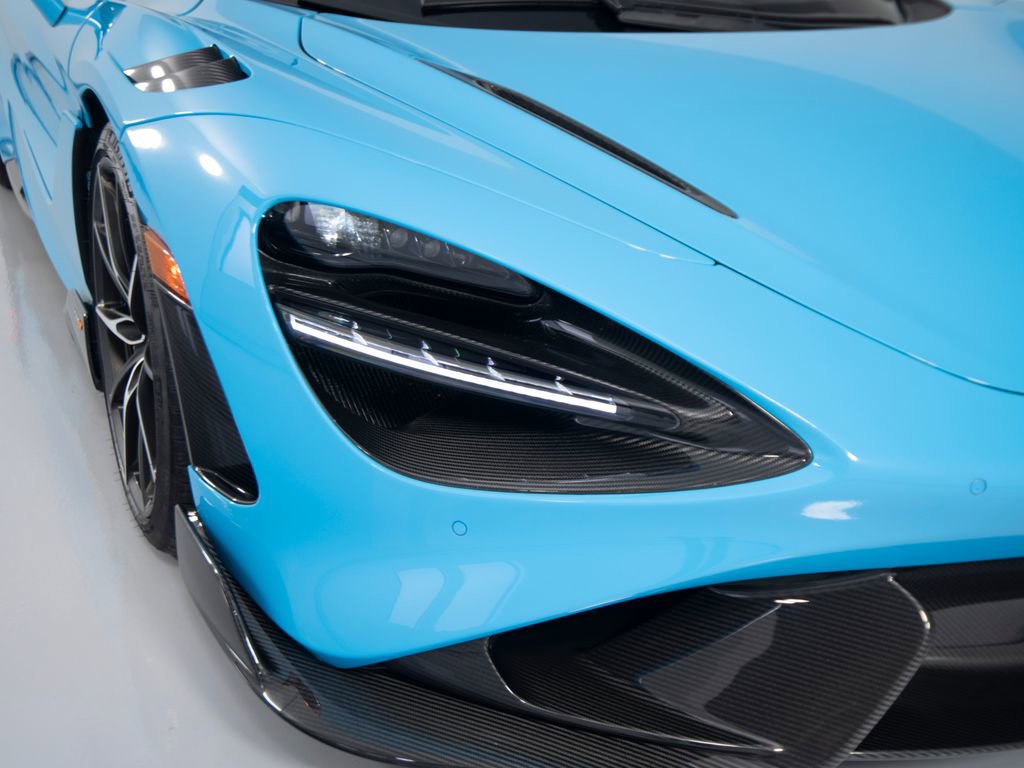 Used 2021 McLaren 765LT photo 42