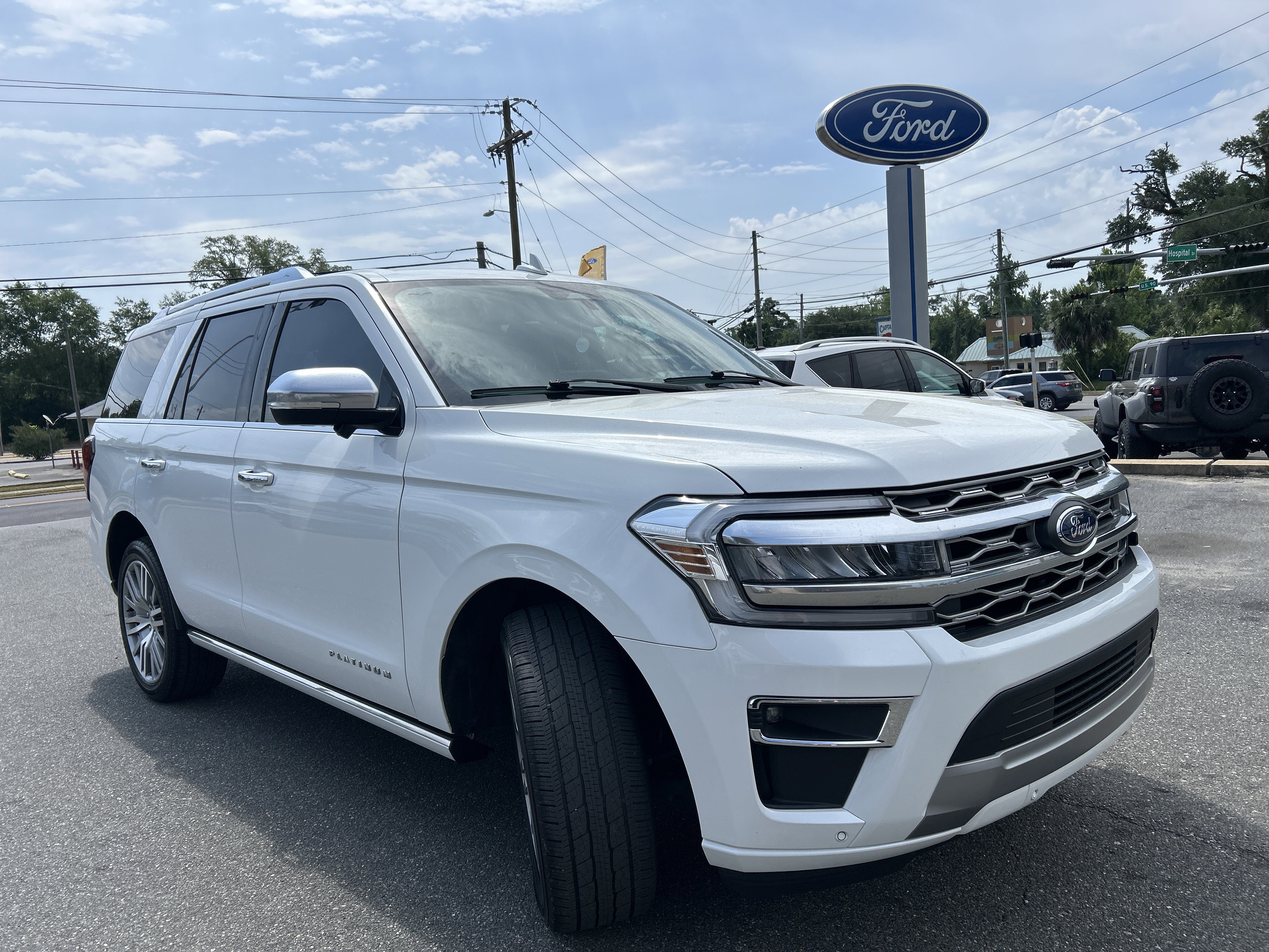 Used 2023 Ford Expedition Platinum