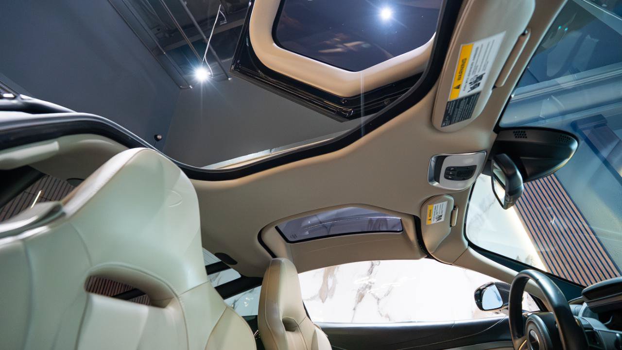 Used 2018 McLaren 720S Luxury photo 30