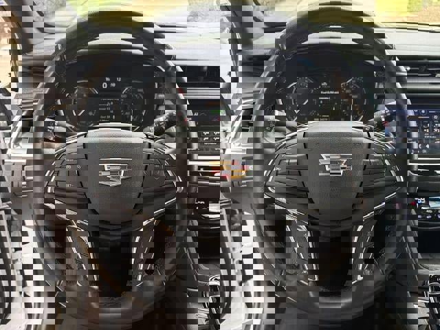 2021 Cadillac XT5 Luxury