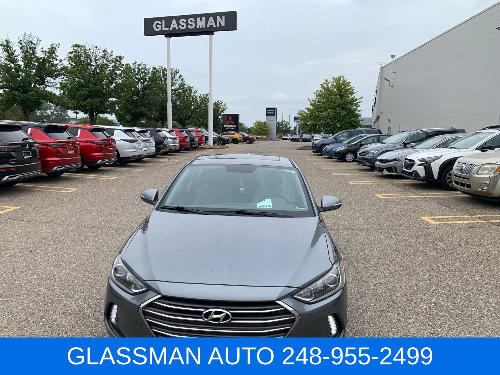 Used 2017 Hyundai Elantra Limited w/ Limited Tech Package 04