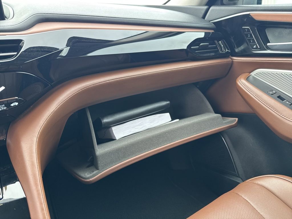 2024 Acura MDX SH-AWD w/ Technology Package