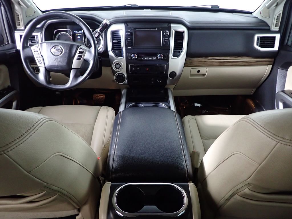 2016 Nissan Titan SL