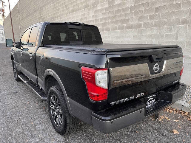 2017 Nissan Titan Platinum Reserve