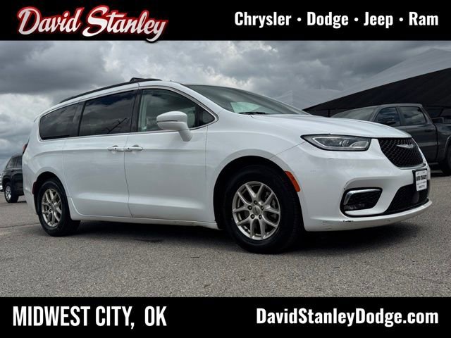 Certified 2022 Chrysler Pacifica Touring-L