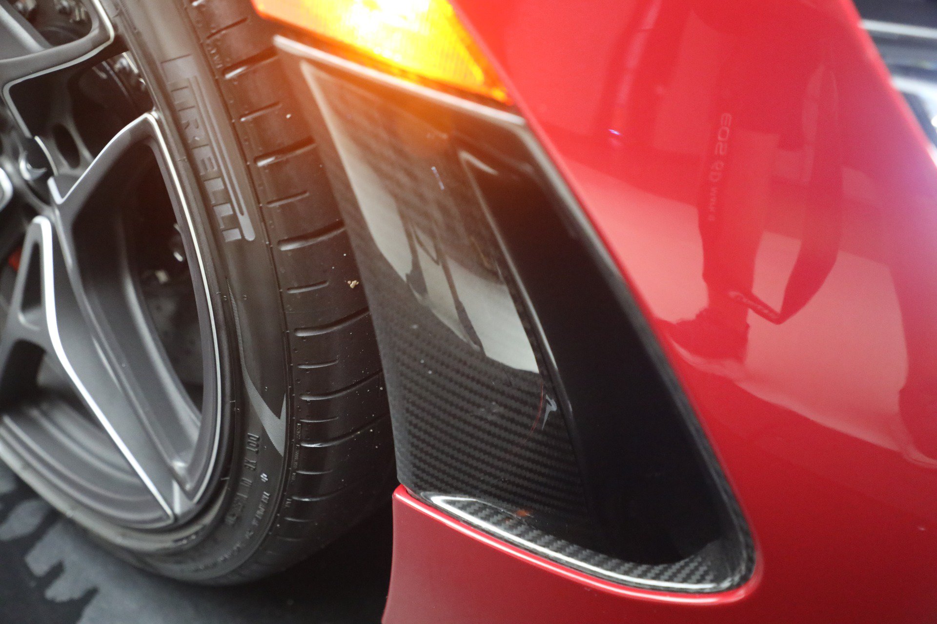 Used 2019 McLaren 720S Performance photo 40