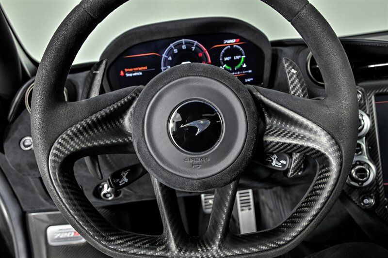 Used 2020 McLaren 720S Performance photo 25