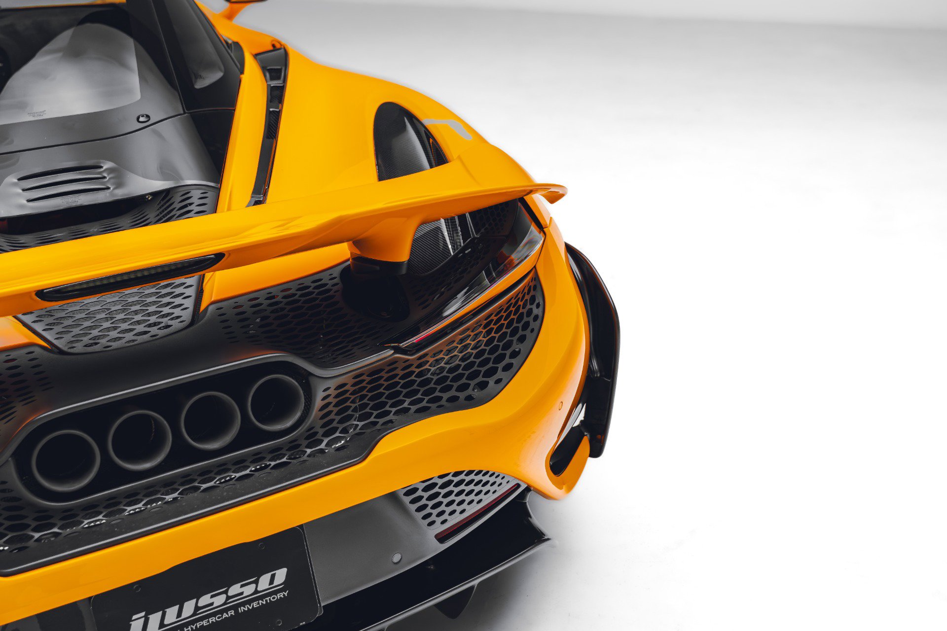 Used 2021 McLaren 765LT photo 19