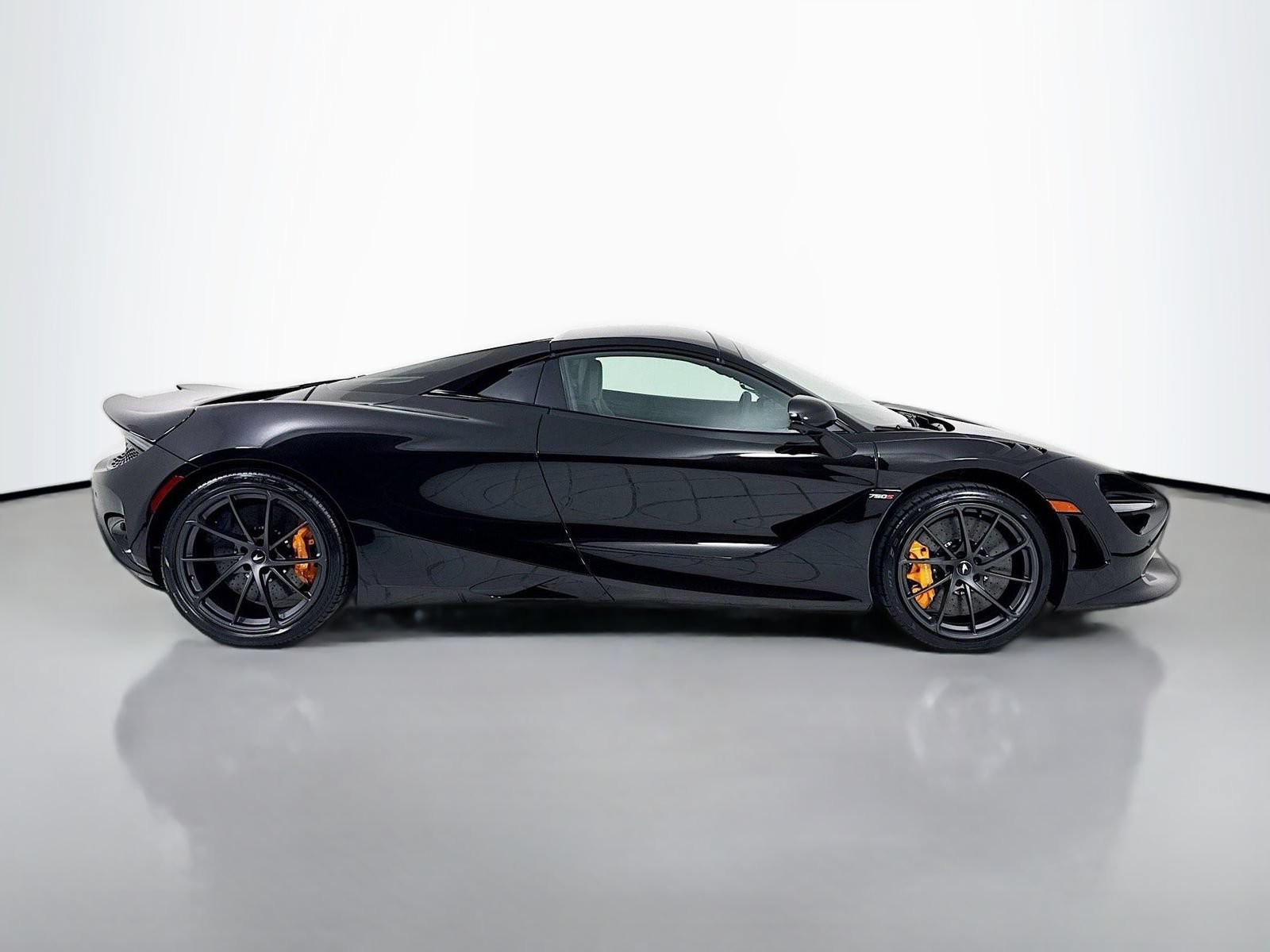 Used 2026 McLaren 750S Spider photo 8