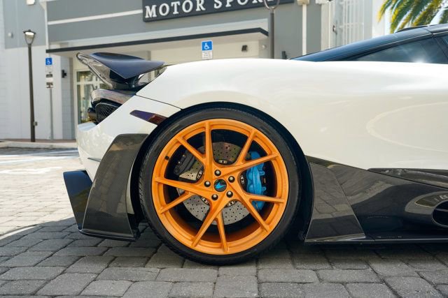 Used 2019 McLaren 720S Performance photo 31