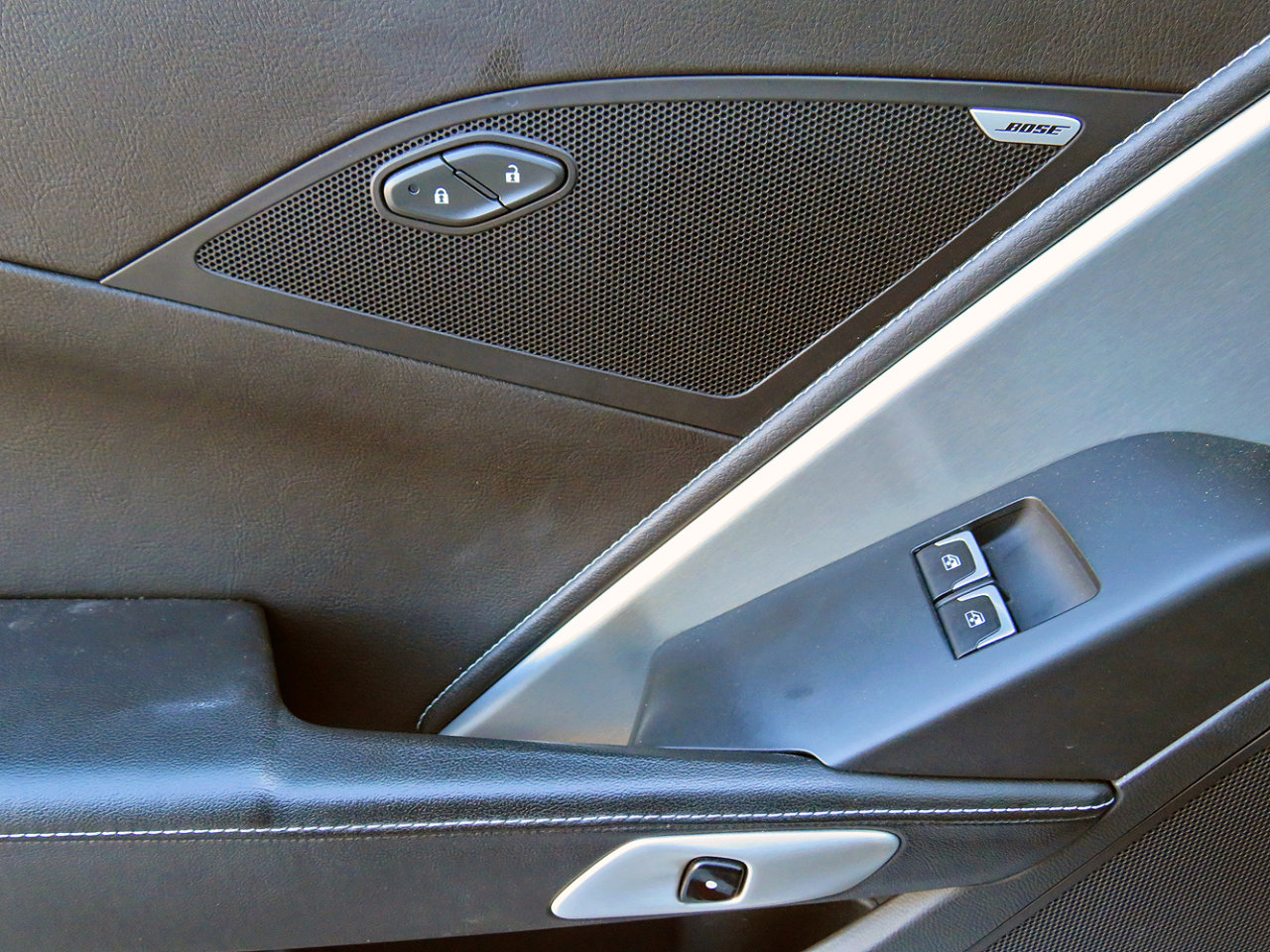 2016 Chevrolet Corvette w/ Z51 Performance Package