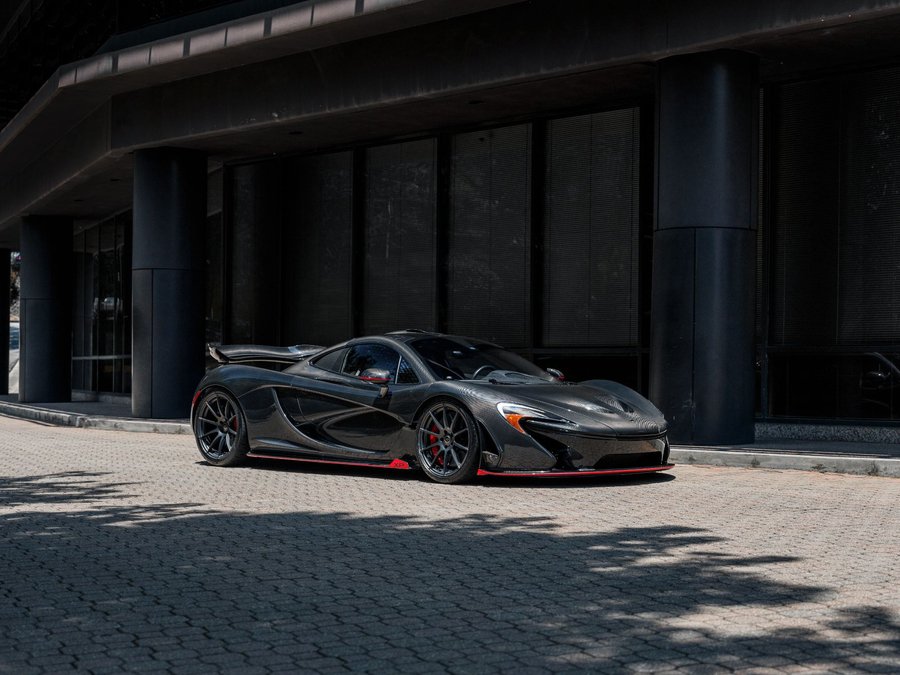Used 2012 McLaren P1 photo 3