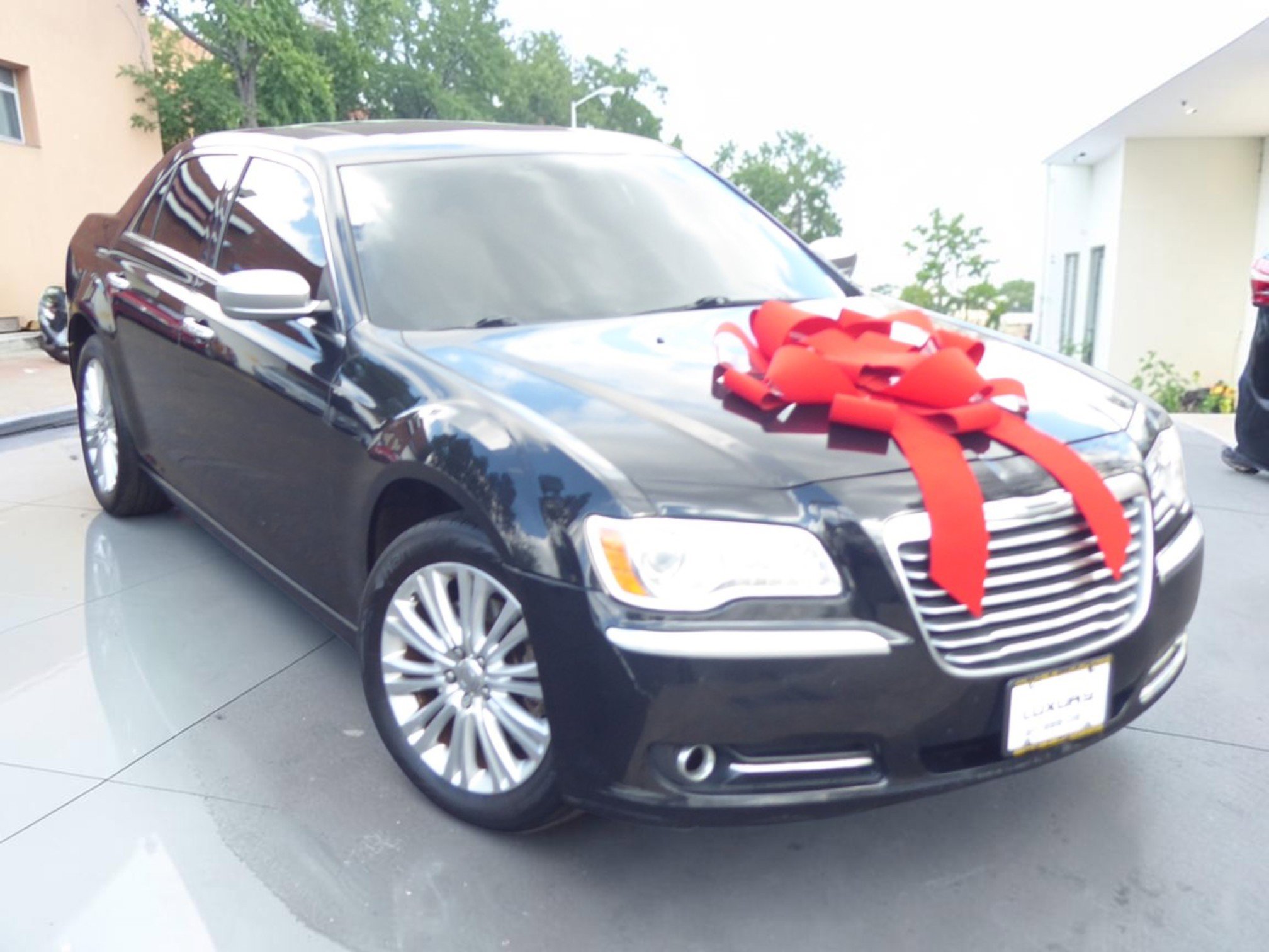 2013 Chrysler 300 C Luxury Series