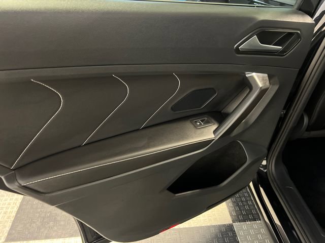 2022 Volkswagen Tiguan SE R-Line