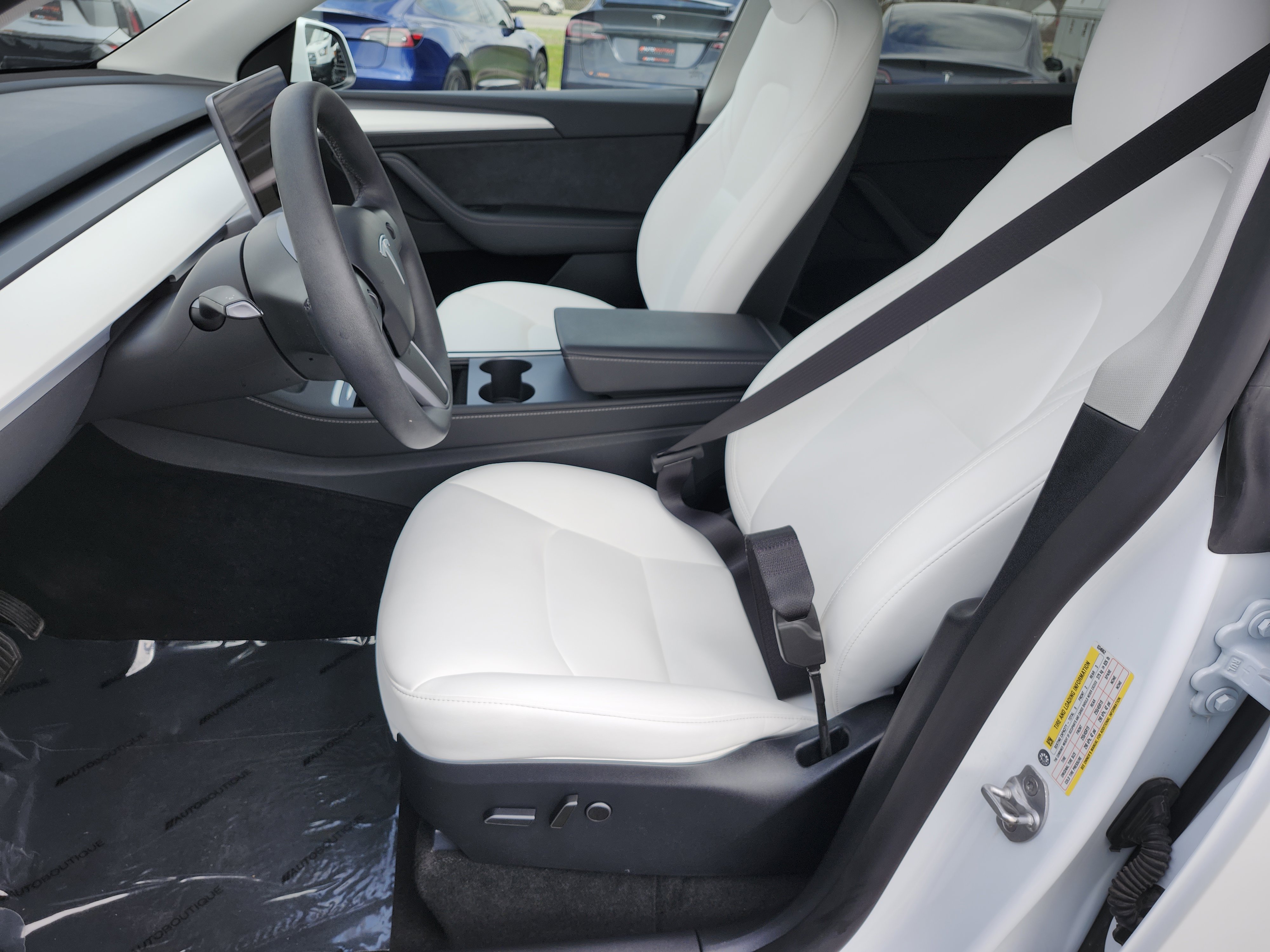 2024 Tesla Model Y Long Range