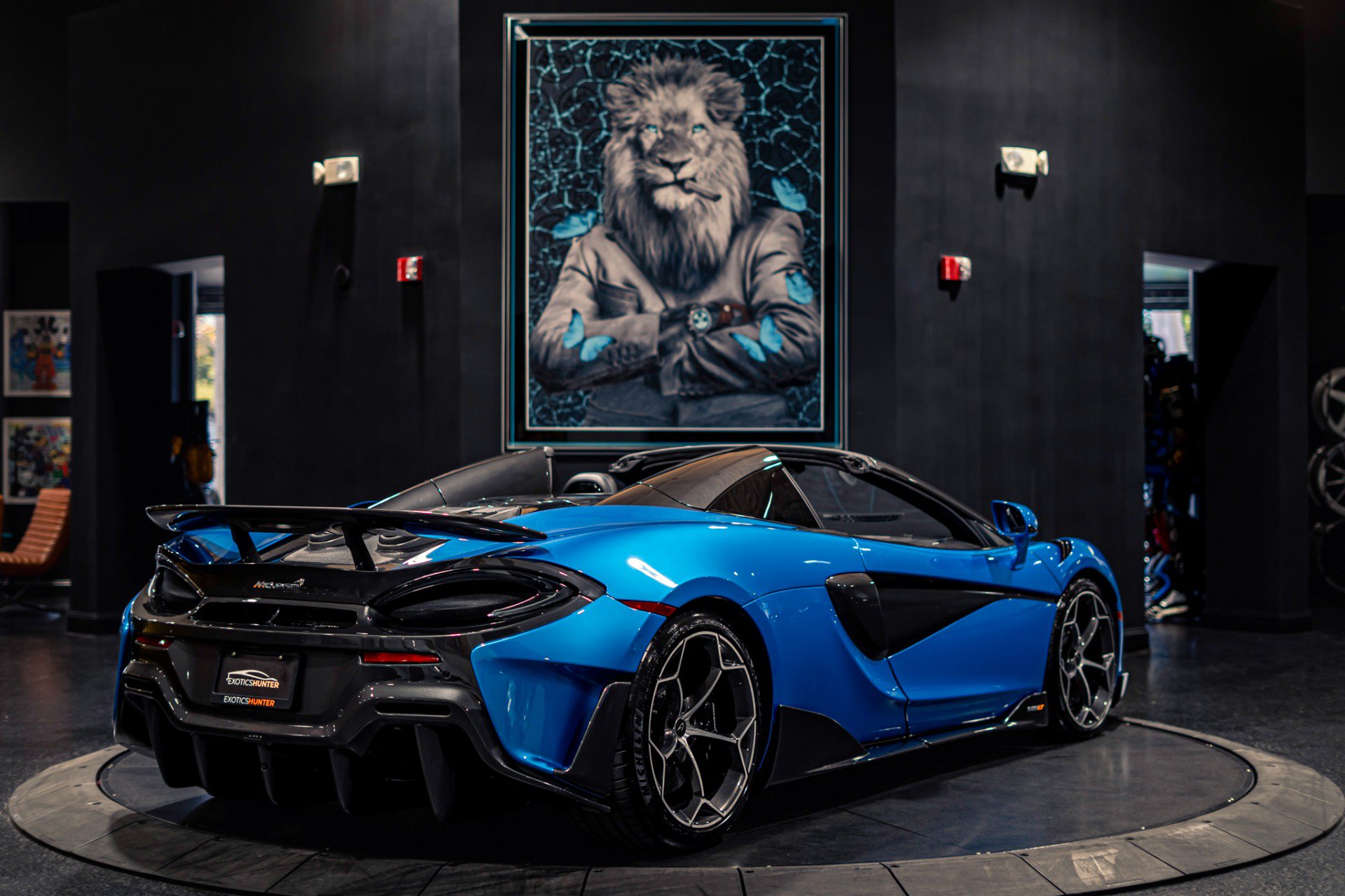 Used 2020 McLaren 600LT Spider photo 43