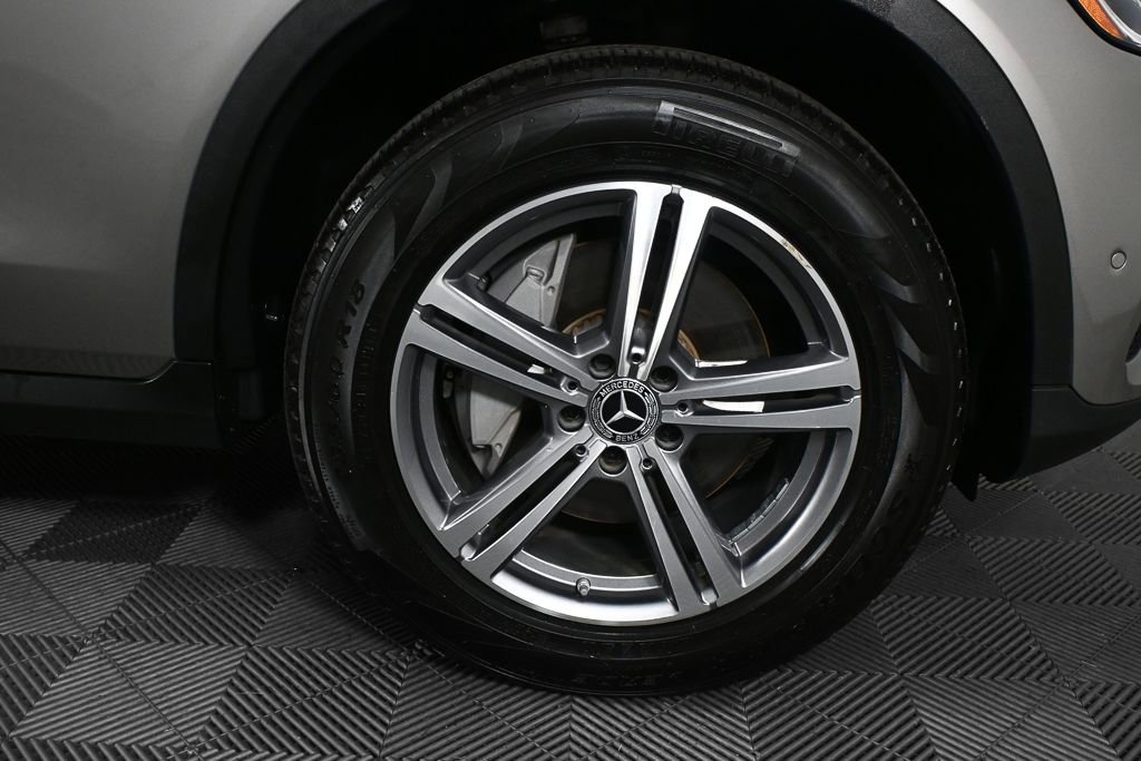 2022 Mercedes-Benz GLC 300