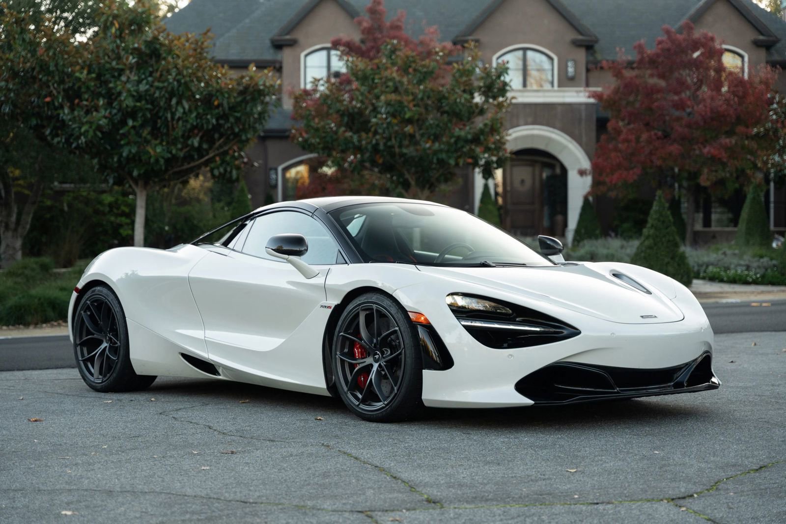 Used 2021 McLaren 720S Spider photo 12