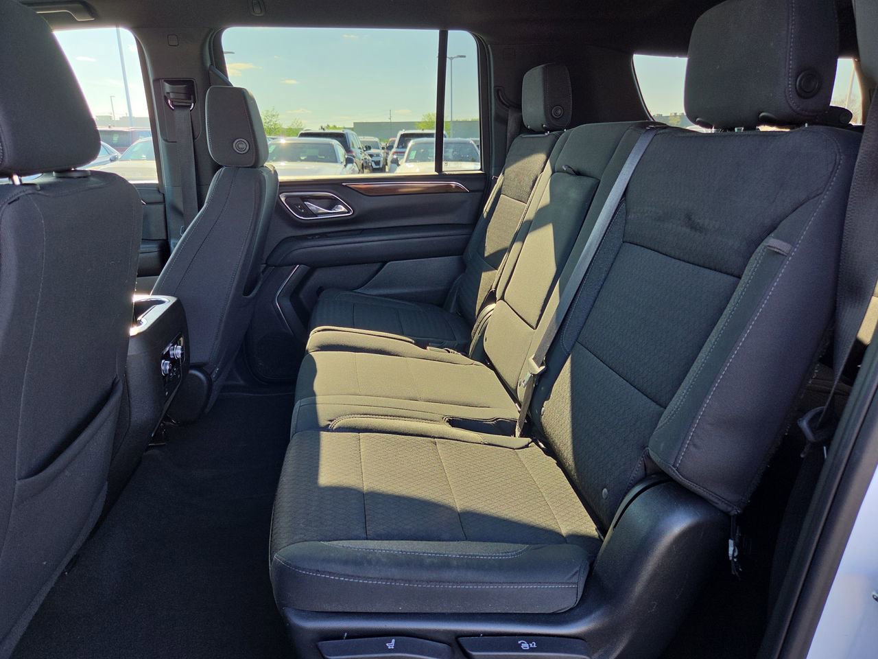 2023 GMC Yukon XL SLE