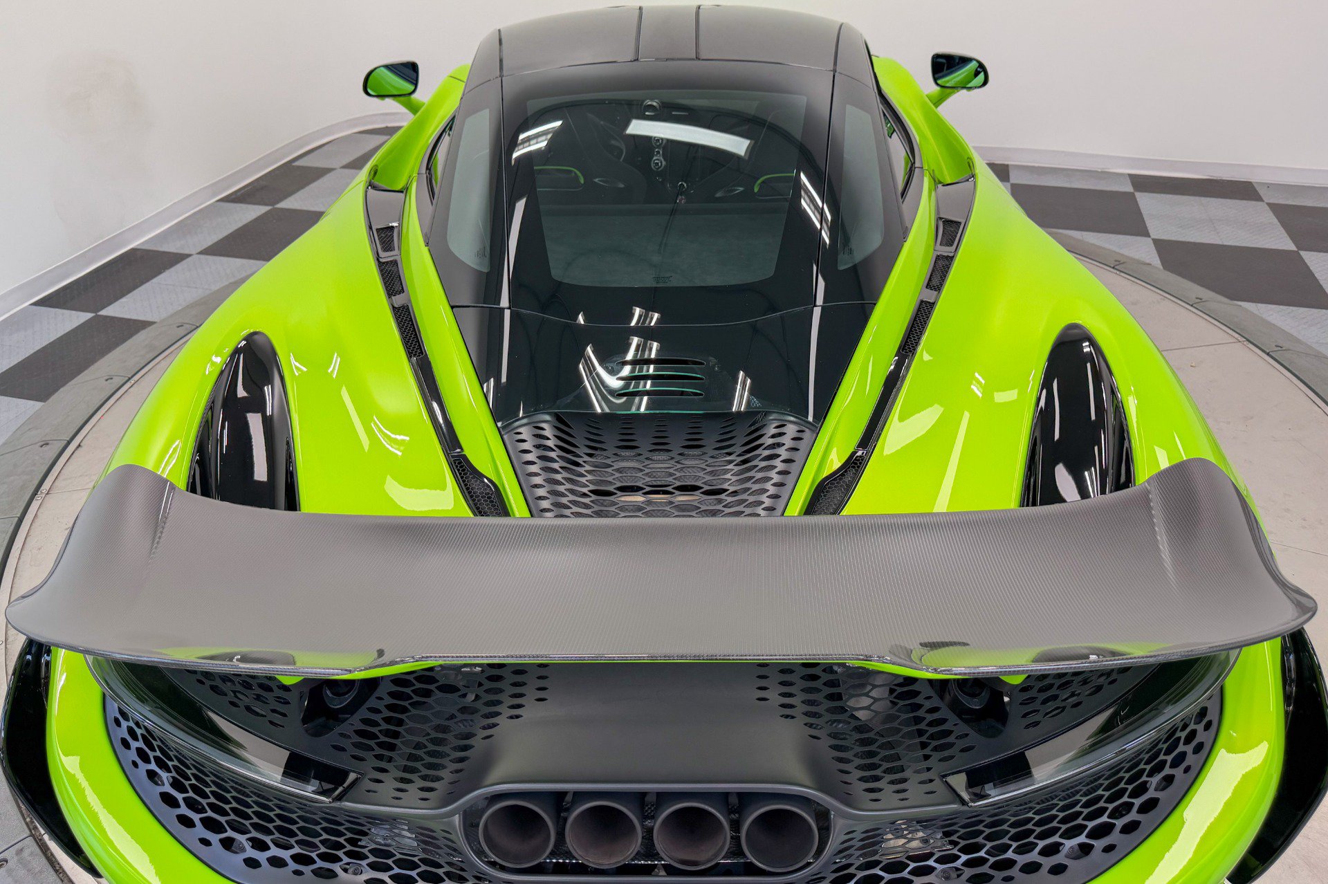Used 2021 McLaren 765LT photo 12