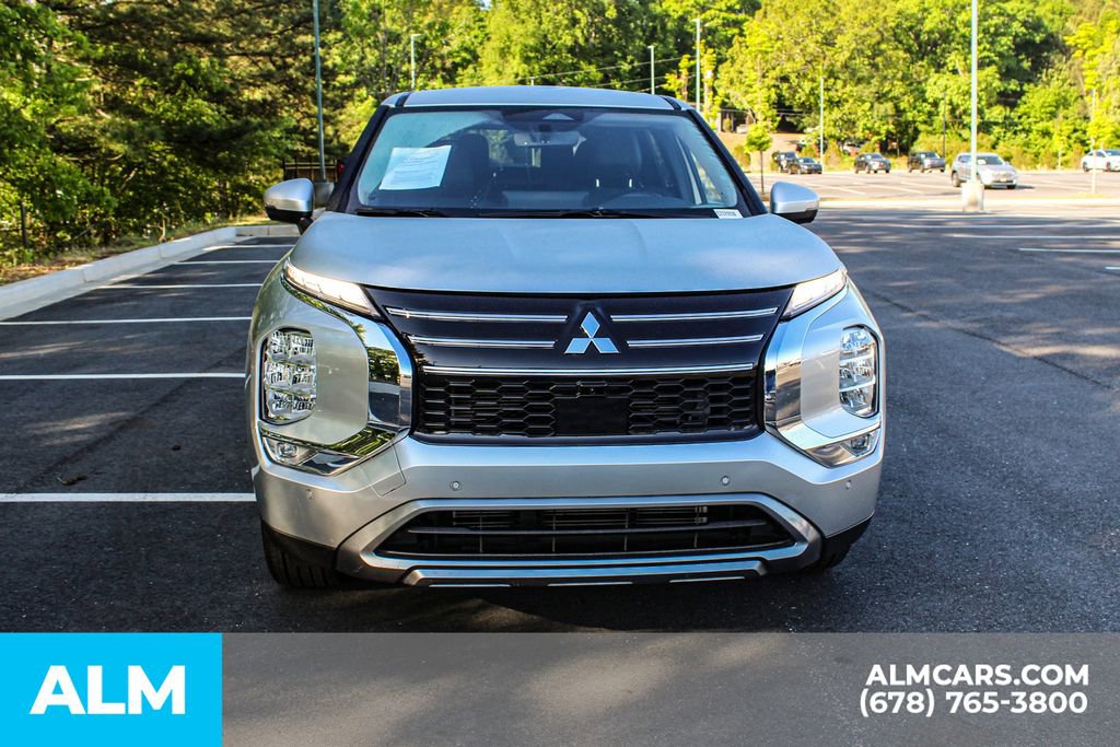 2025 Mitsubishi Outlander SE
