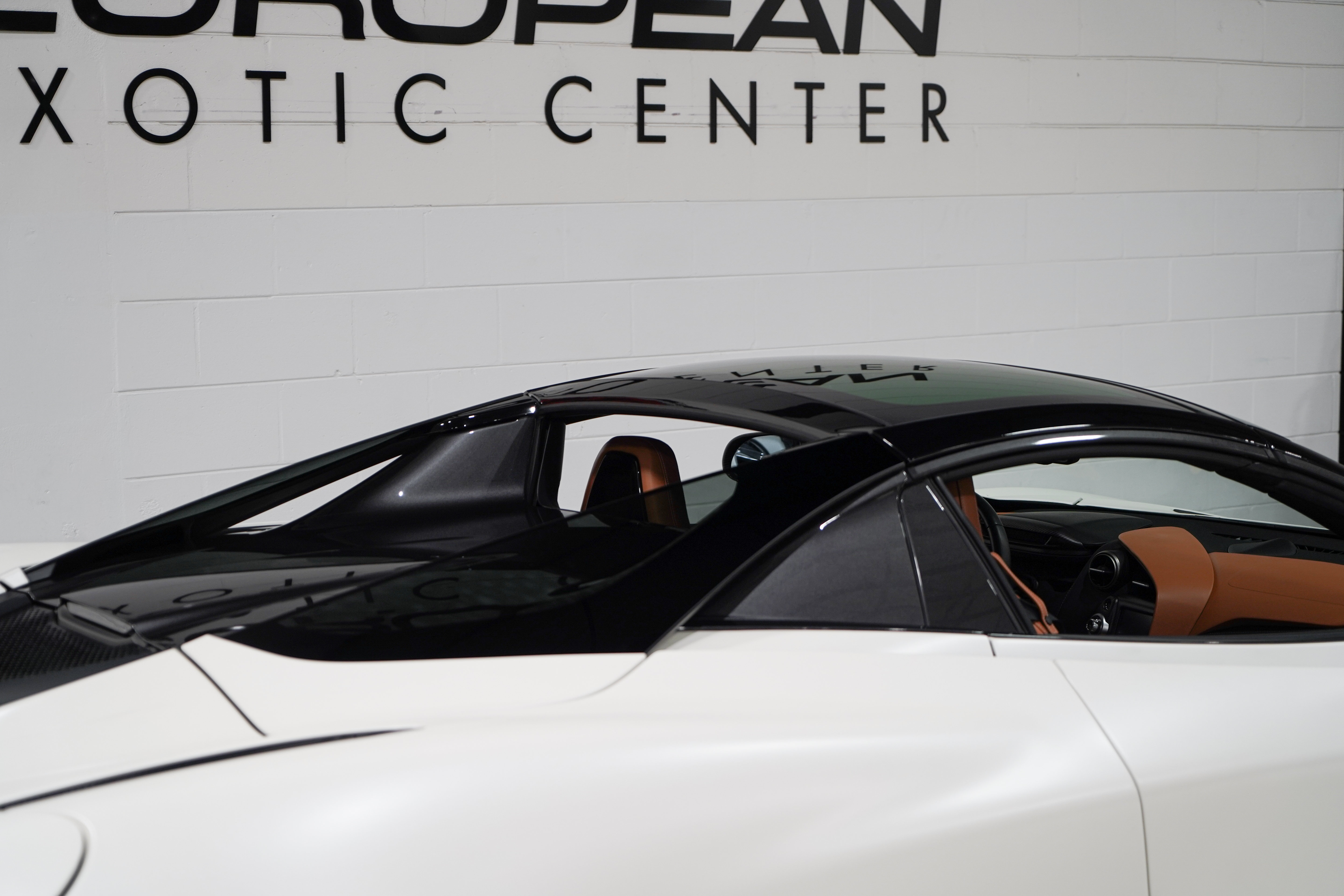 Used 2020 McLaren 720S Spider photo 13