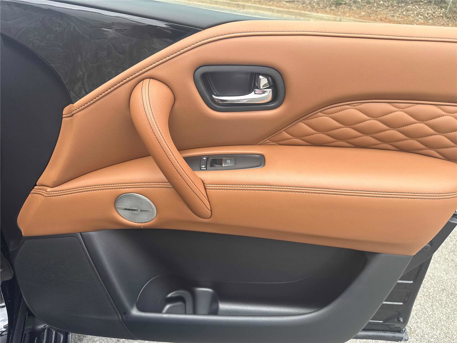 2023 INFINITI Qx80 Sensory