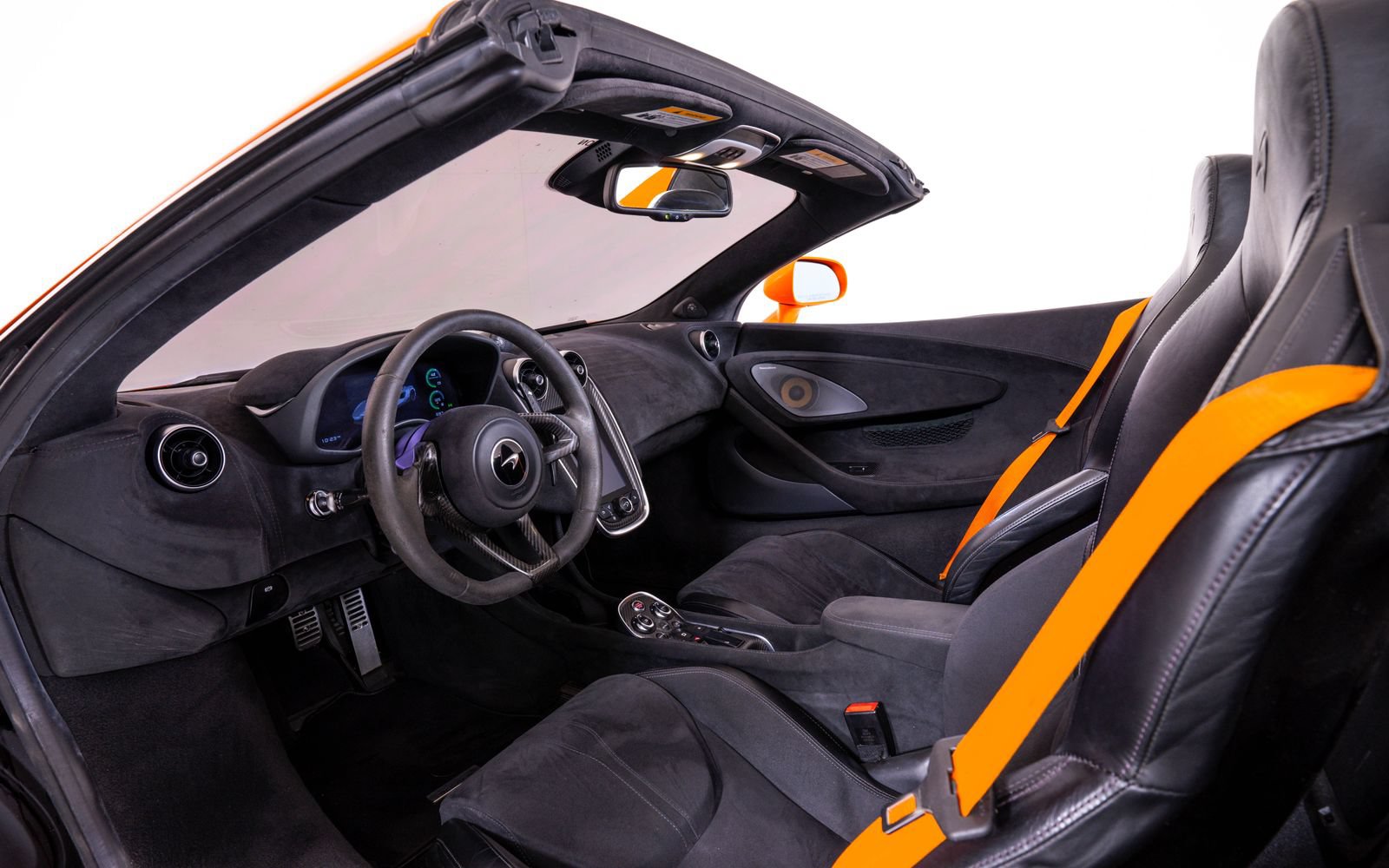 Used 2020 McLaren 600LT Spider photo 23