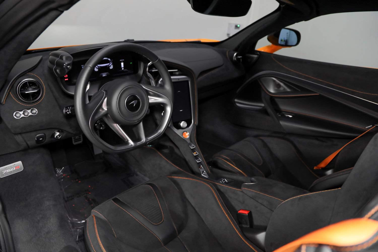 Used 2026 McLaren 750S Spider photo 39