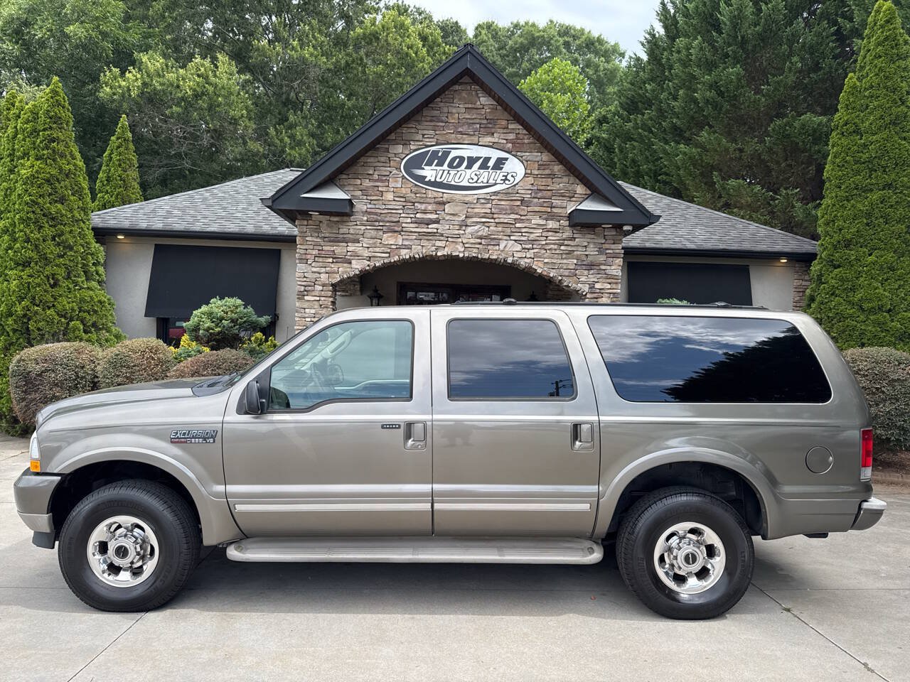 Used 2004 Ford Excursion Limited