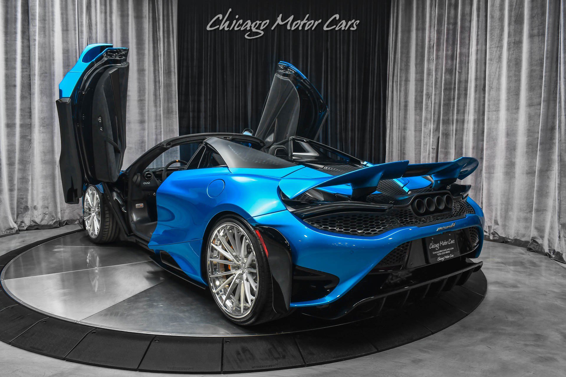 Used 2022 McLaren 765LT photo 45