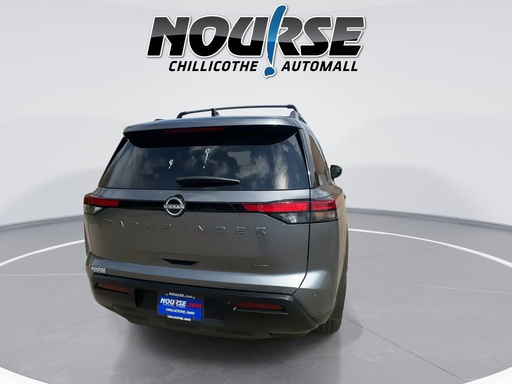 2026 Nissan Pathfinder SV