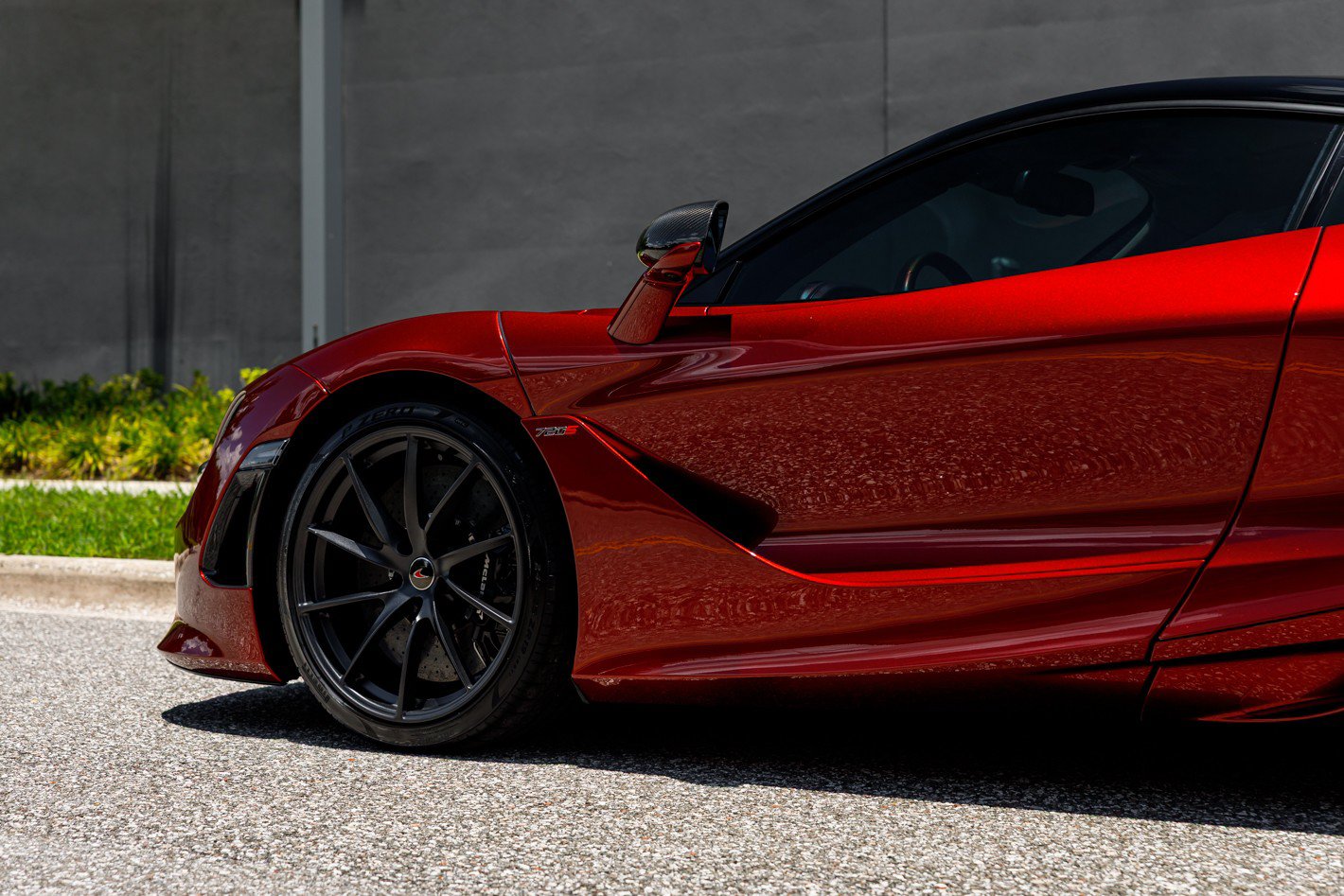 Used 2018 McLaren 720S Luxury photo 42