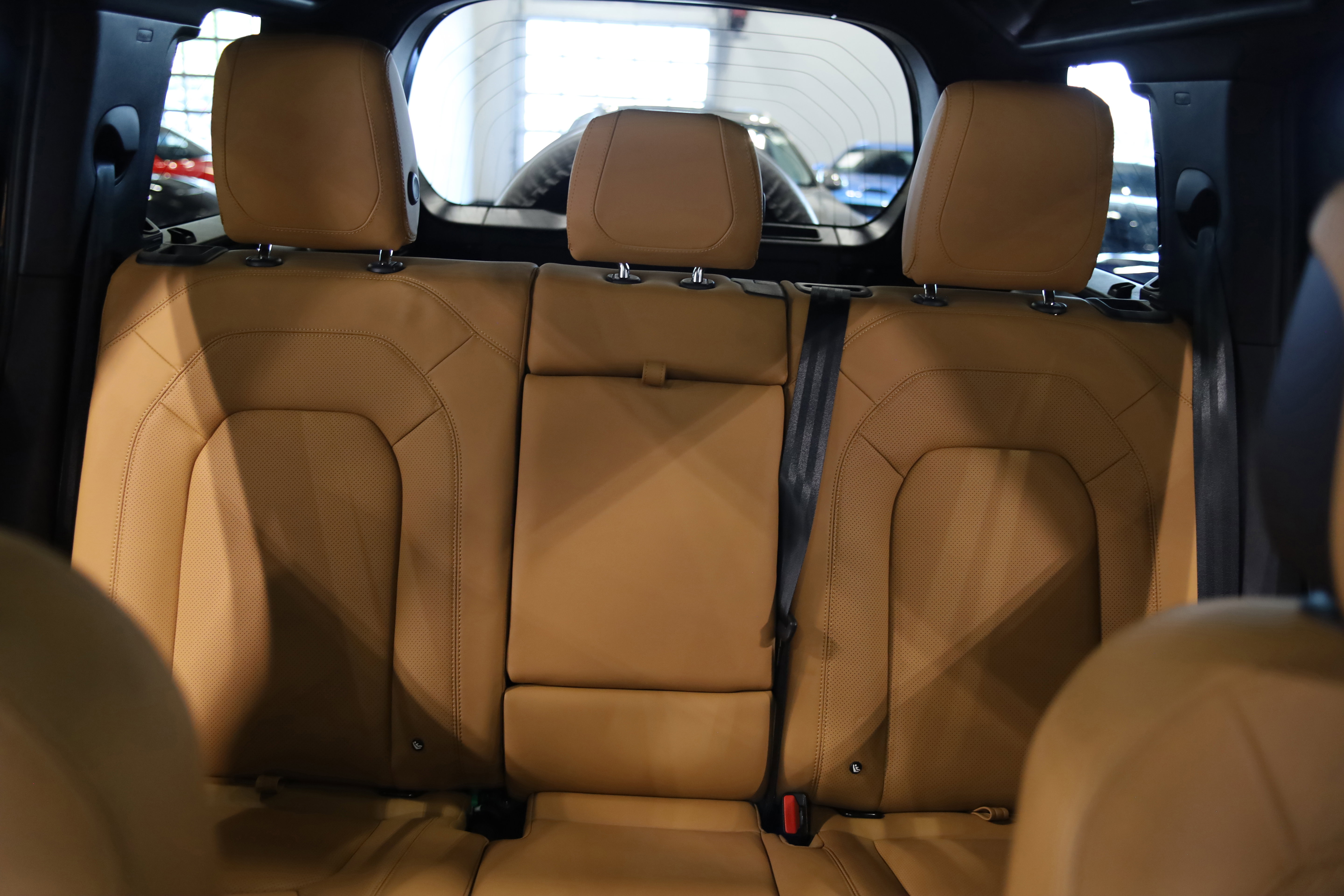 2023 Land Rover Defender 110 Carpathian Edition