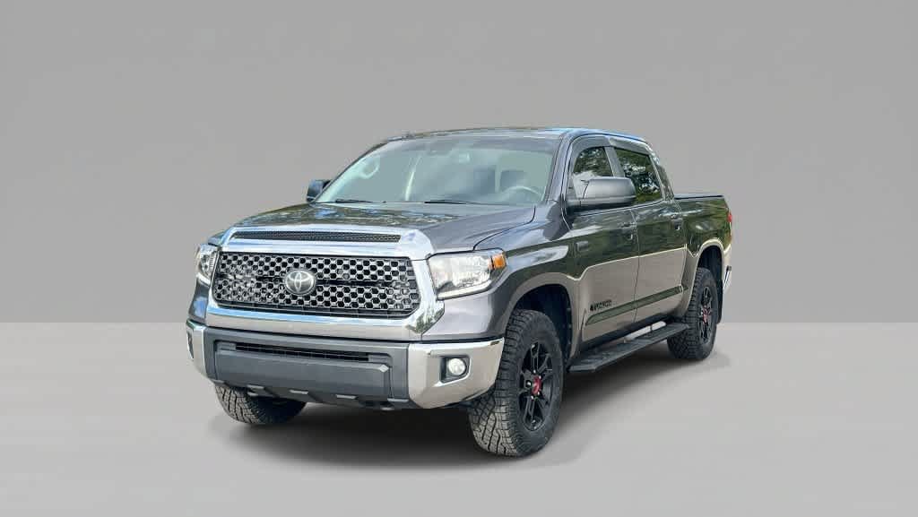 Used 2018 Toyota Tundra SR5 w/ SR5 Upgrade Package